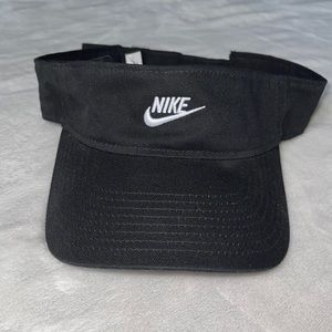 Nike visor (black)